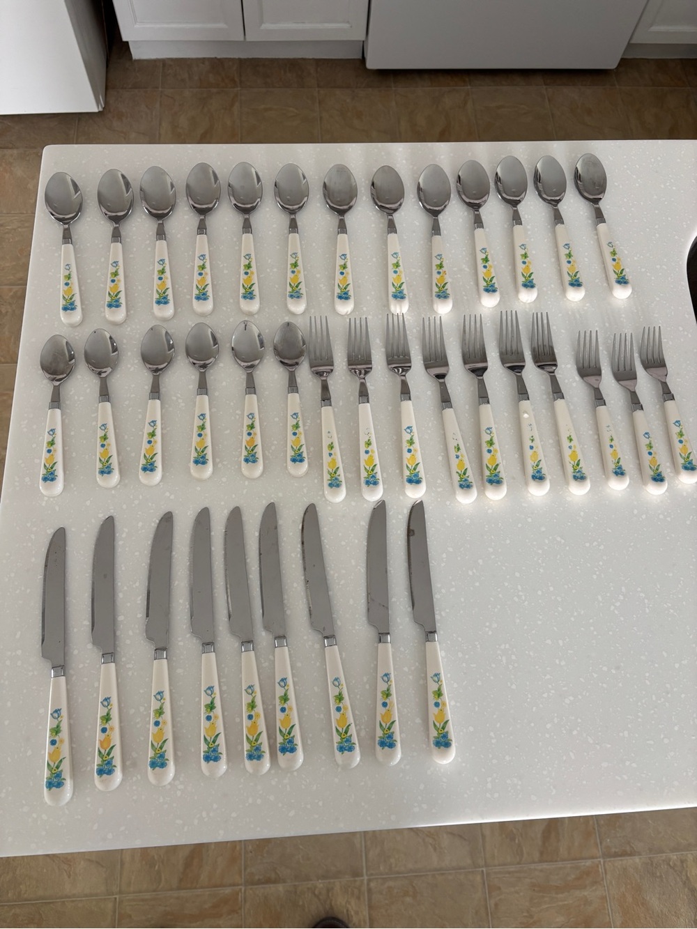 Corelle Vintage White Handle Flatware Set - 38 Pieces